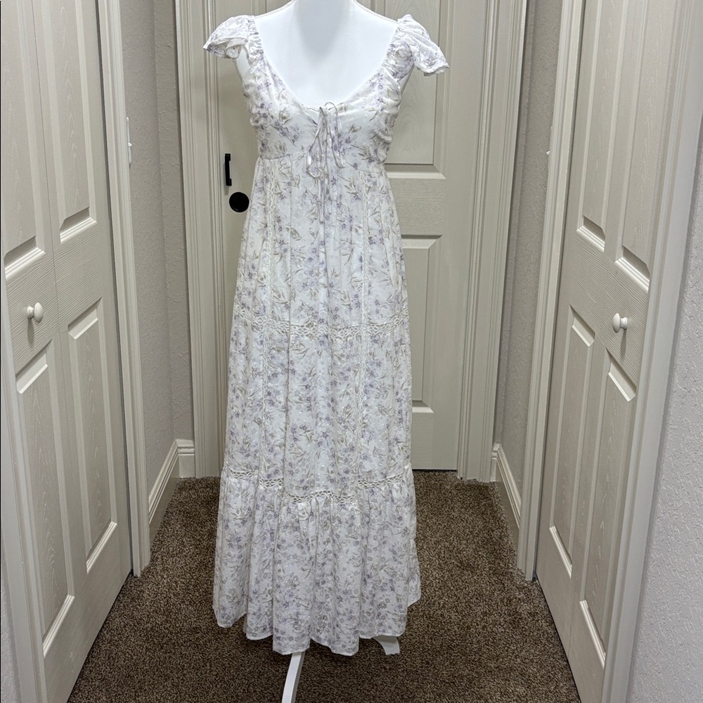 “And Now This” Crochet Trim Empire Waist Floral Maxi Dress White/Lilac NWT SizeS - Picture 2 of 12